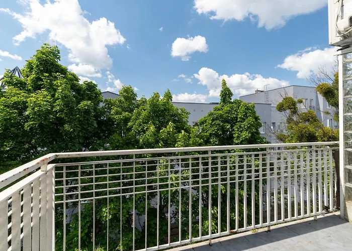 Treetop Near Mtp Apartment *