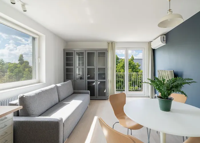 Treetop Near Mtp شقة بوزنان